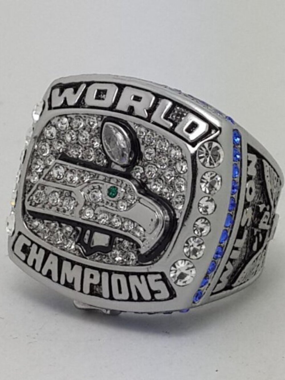 Seattle Seahawks Championship Ring... USA Premium Version